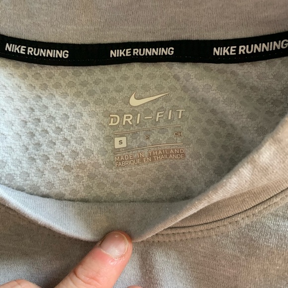 Nike running sweater - Picture 3 of 3